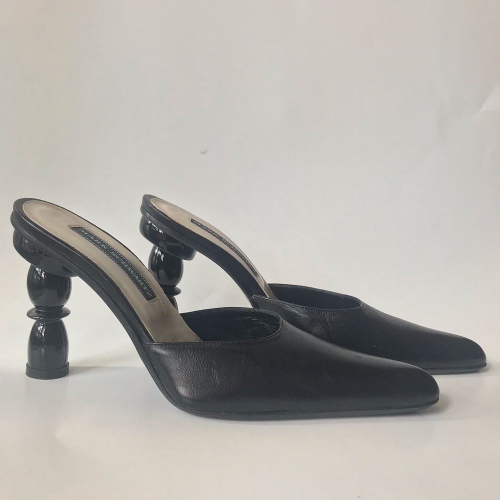 Mark Schwartz sculptural Black heels